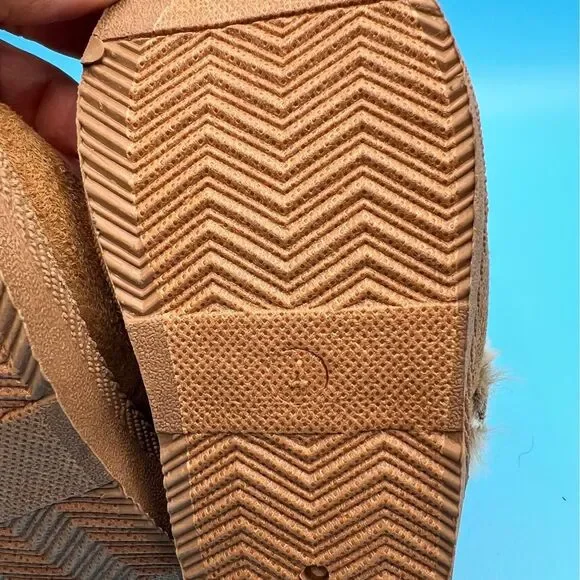 Brown Fur Suede Boots Size 4 Sparkle Buckle, First Steps - Picture 3 of 5